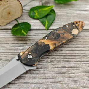 Kashow 1660 Folded Camouflage Handle Folding Knife