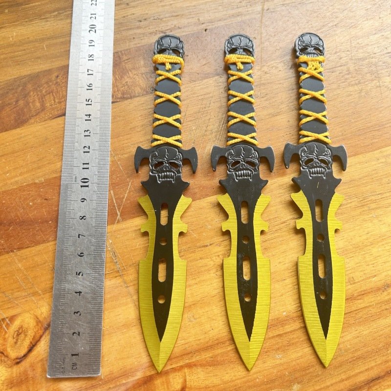 Lot de couteaux de lancer d'entraînement YF220 – 3 pièces, Doré Lot de couteaux de lancer d'entraînement YF220 – 3 pièces, Doré