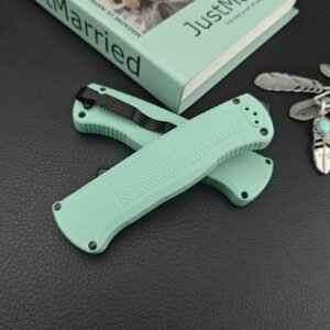 Butterfly 5370 Green Handle Straight Jumping Tail Vertex Style OTF Knife